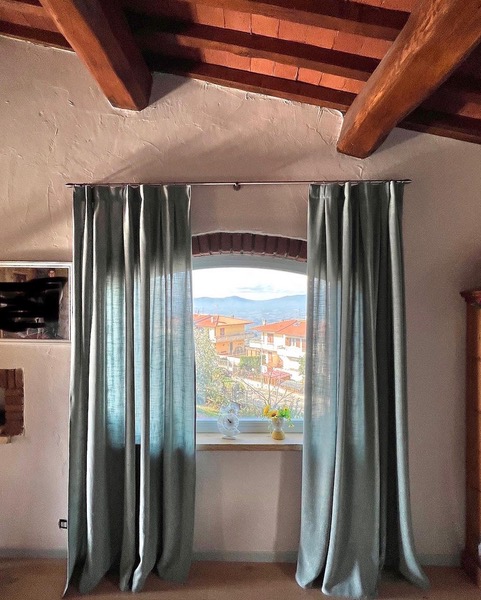 Tende e sistemi di scorrimento